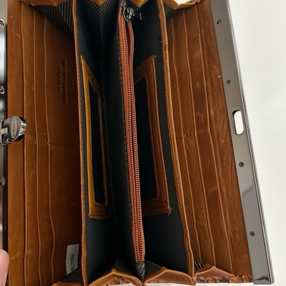 47 Maple Snake Skin Wallet - Picture 5 of 7